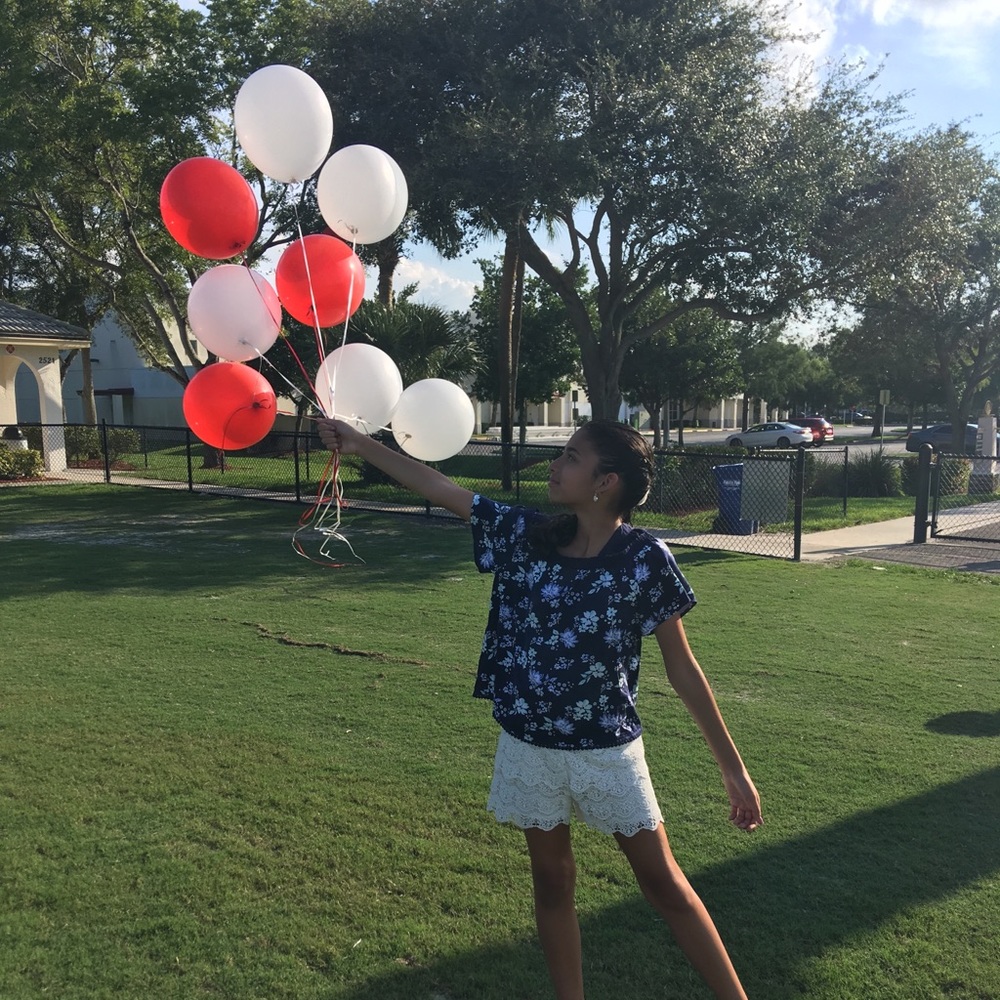 Meet your Posher, Valeria